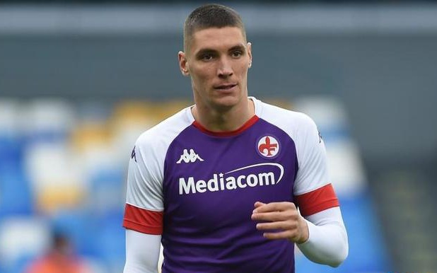 他用积极的 他用积极的