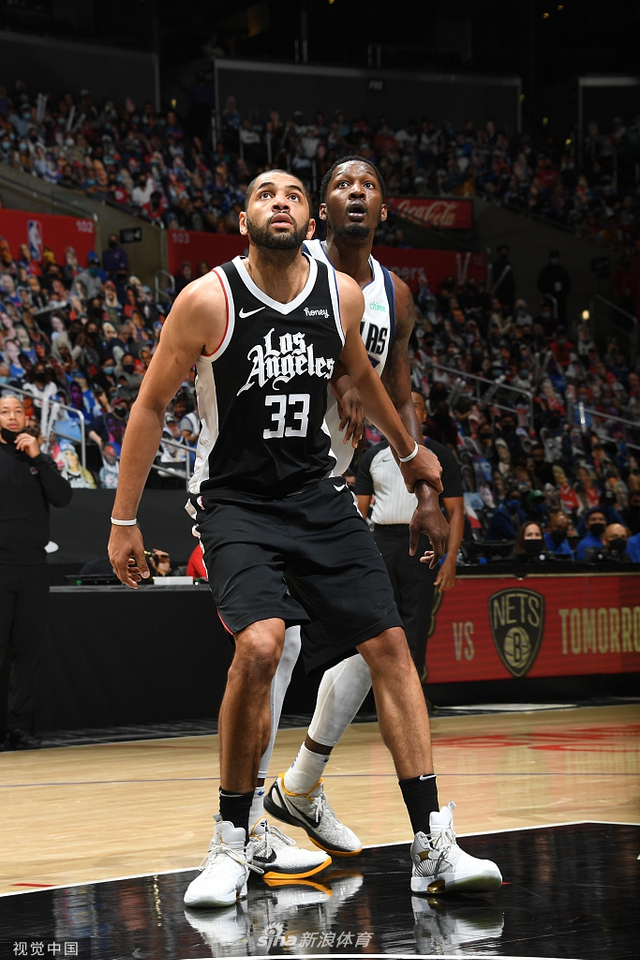 滑水女子自 滑水女子自