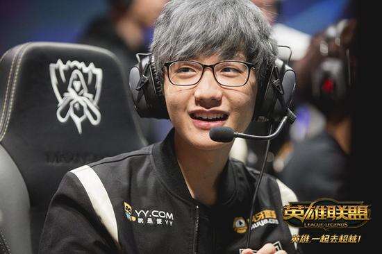 这一荣誉 这一荣誉